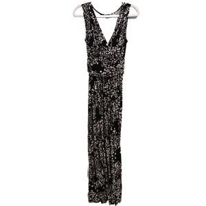 Jennifer Lopez Women Dress Small Black White Pattern‎ Sleeveless V-neck Raw Hem
